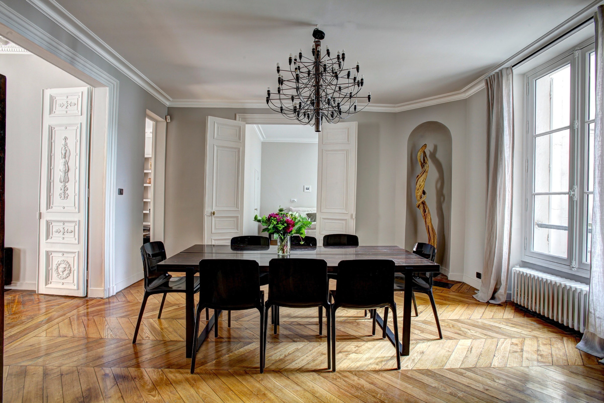 Lire la suite à propos de l’article Comment préparer la rénovation de sa maison avant de faire appel à un professionnel du bâtiment